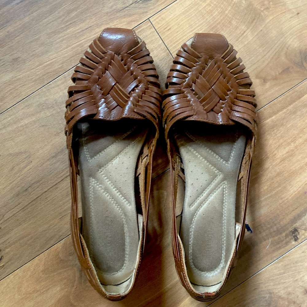 Naturalizer Huarache-style slip on shoe